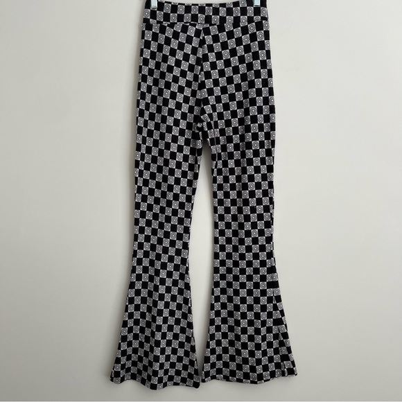 Belle du Jour Floral Checkered Lounge Set Juniors’ Size Large - Picture 6 of 9